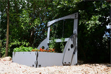 Load image into Gallery viewer, Set up/ Take Down Outdoor Vegetable Grow Bed W/ Trellising Kit