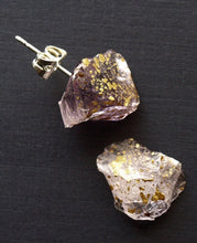 Load image into Gallery viewer, Gold Splatter &amp; Raw Amethyst Chunk Earrings, Geo Earrings, Rock Stud Earrings, Crystal Earrings
