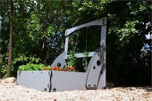 Set up/ Take Down Outdoor Vegetable Grow Bed W/ Trellising Kit